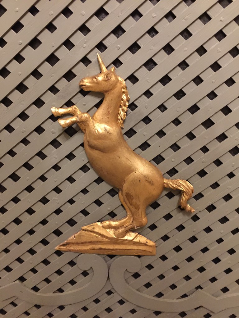 Golden unicorn  by cocobella