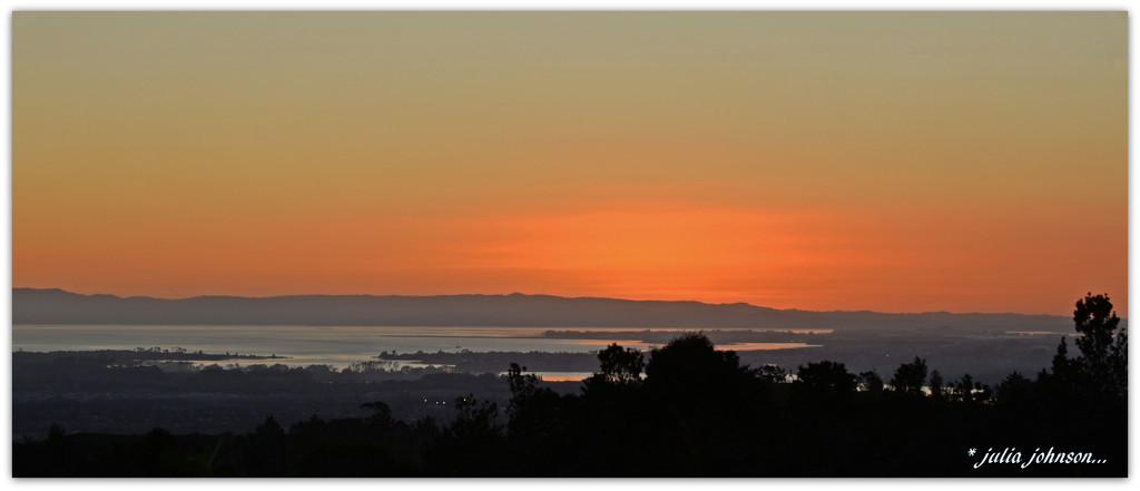 Sunset over the Manukau Harbour.. by julzmaioro