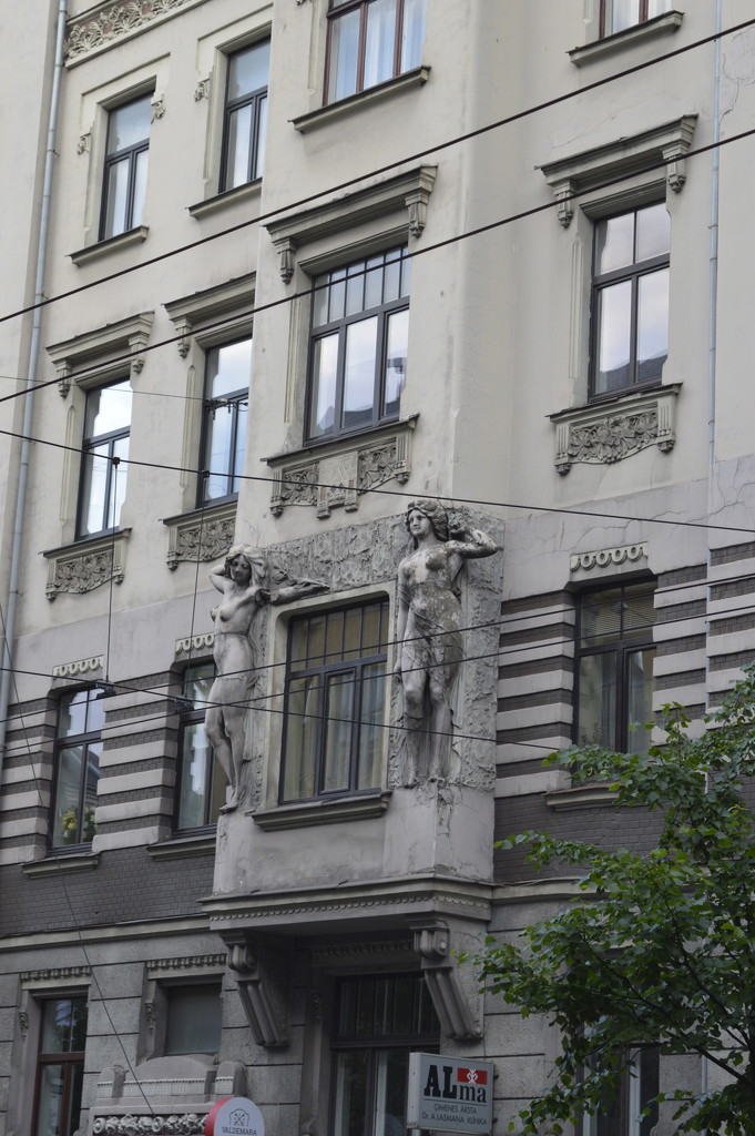 Art Nouveau in Riga by redandwhite