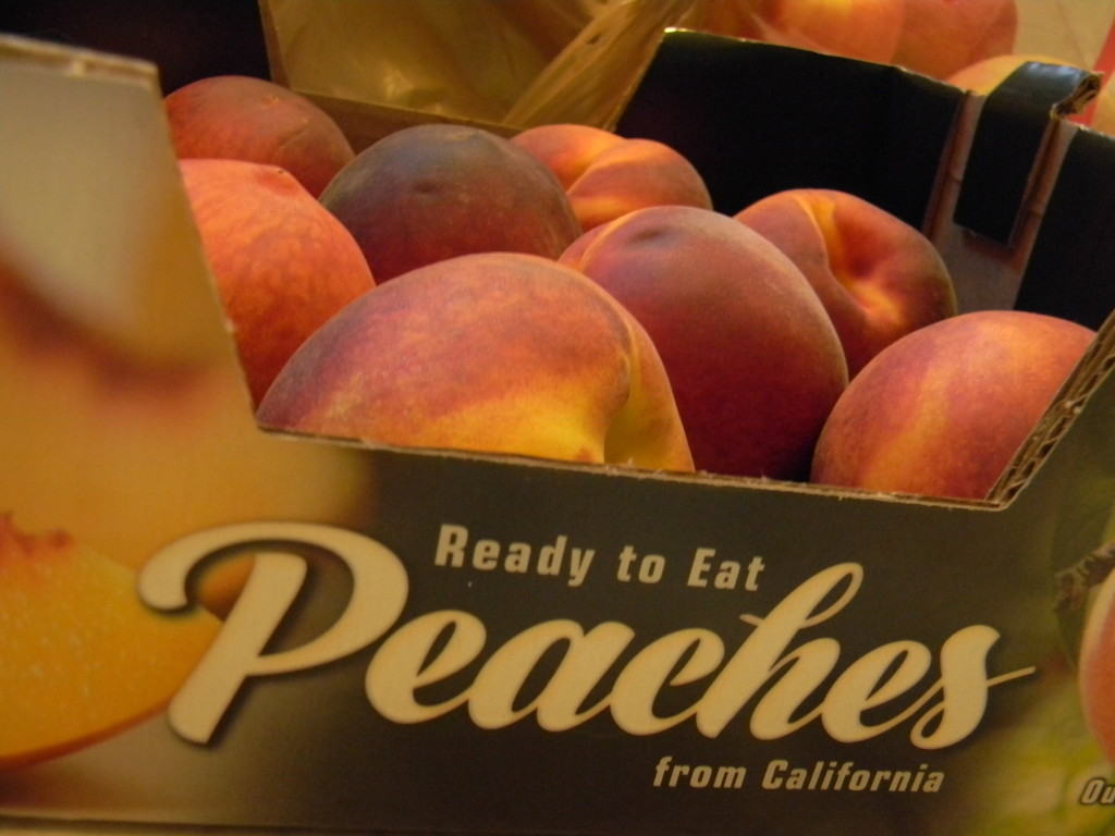 Peaches by sfeldphotos
