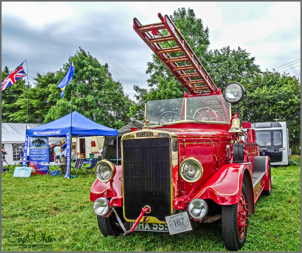 Old Fire Engine by carolmw