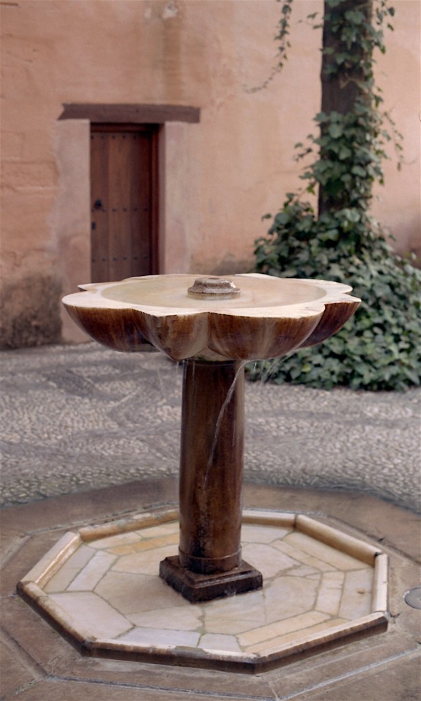 Fountain by peterdegraaff