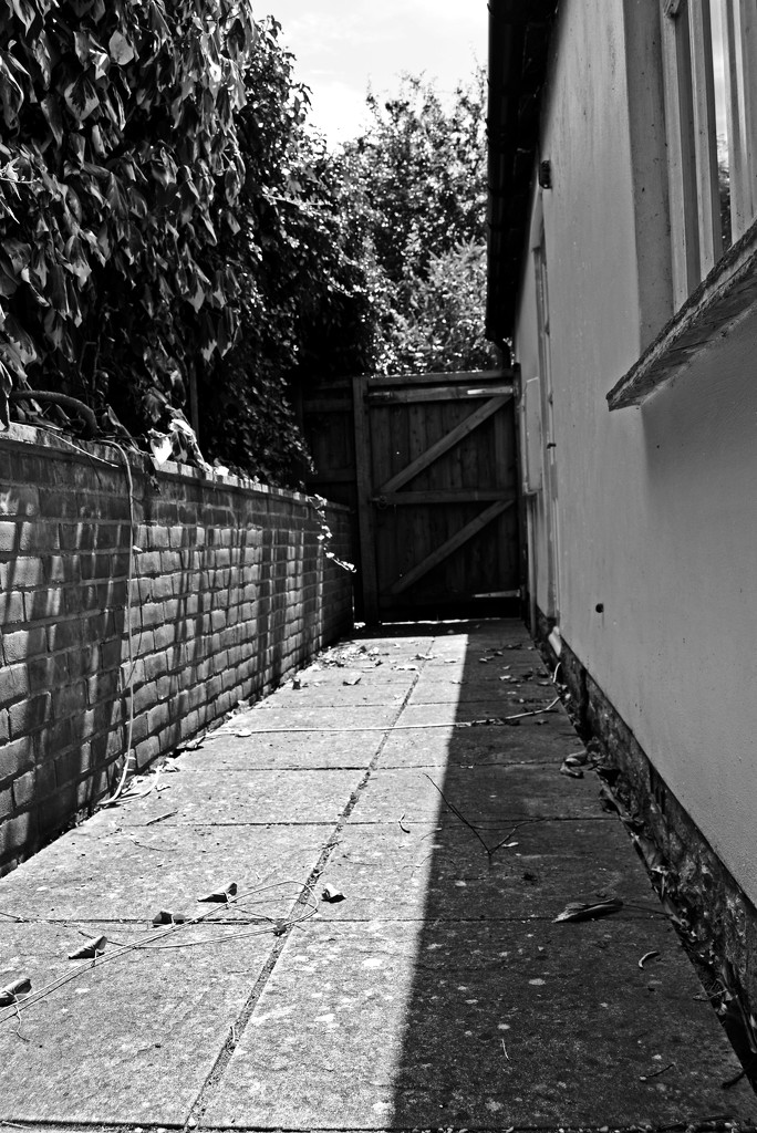 side alley way by ianmetcalfe
