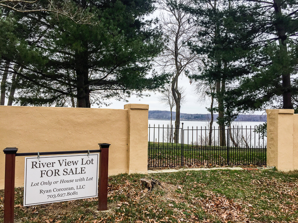Potomac River View Lot for Sale near Mt Vernon by jbritt