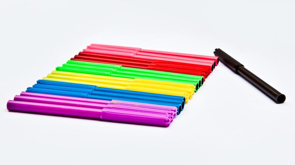 Pens on high-key background by netkonnexion