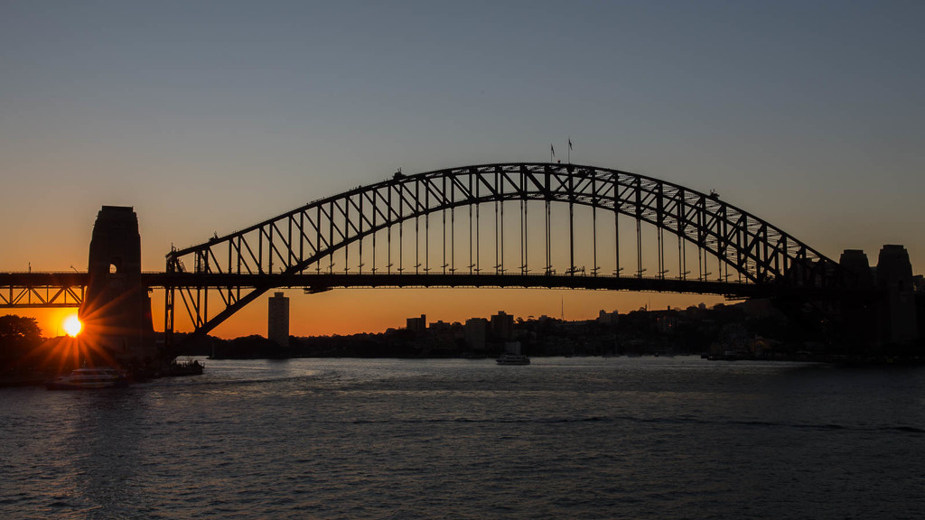 Sydney Bridge at Sunset by jyokota