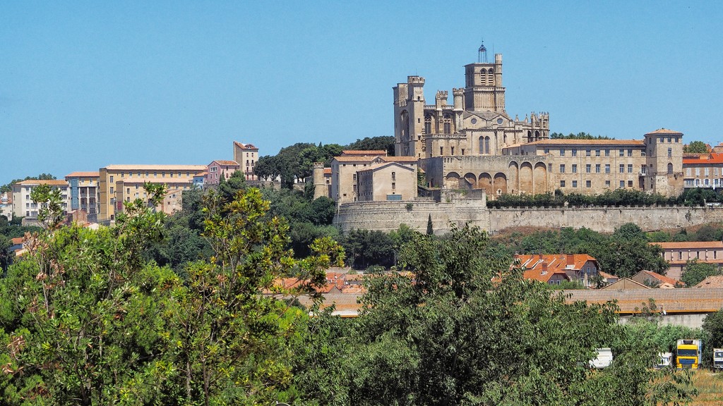 Béziers, 808 years after the massacre. by laroque
