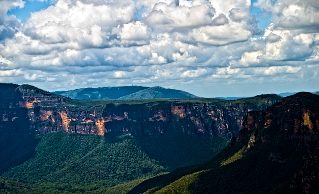 Blue Mountains by annied
