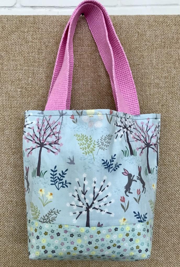 Tiny tote bag.... by anne2013