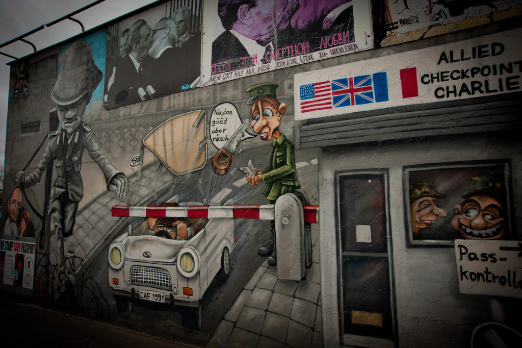 Berlin Wall Checkpoint Charlie by tracybeautychick