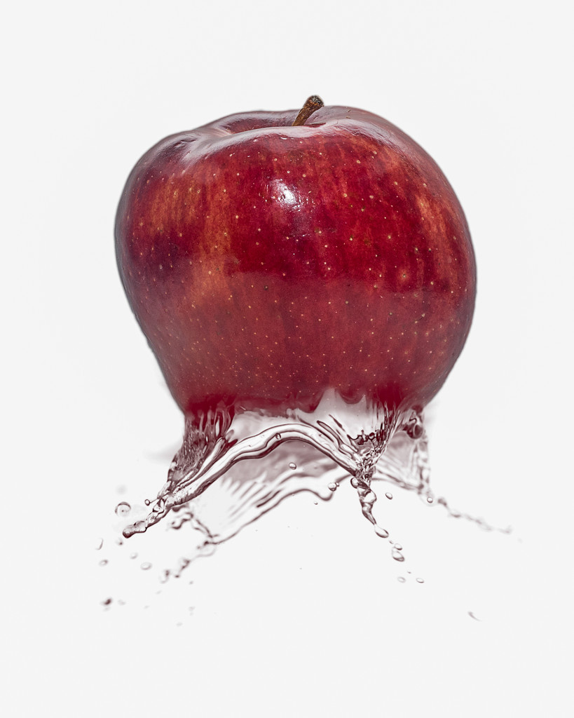 Splashy Apple by rosiekerr