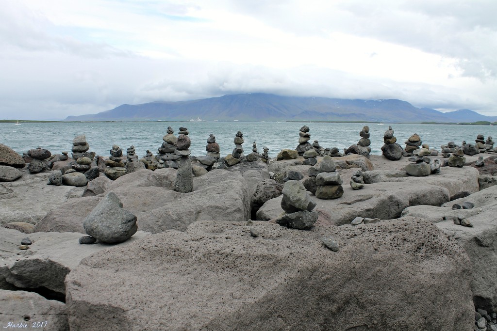 Cairns by harbie
