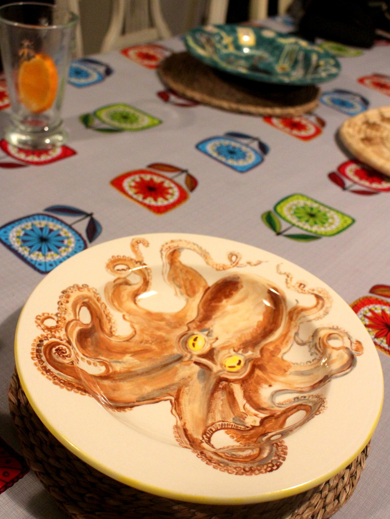 Octopus plate by boxplayer