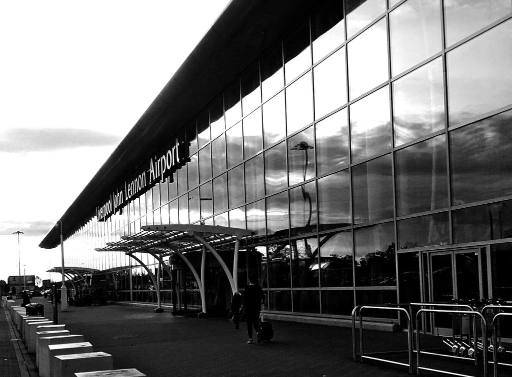 airport by ianmetcalfe