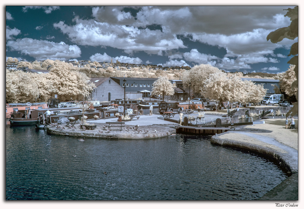 Brighouse Basin-IR by pcoulson