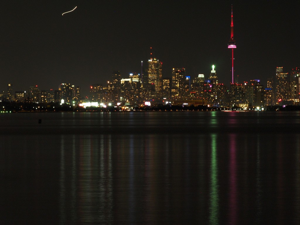 Toronto at Night by selkie
