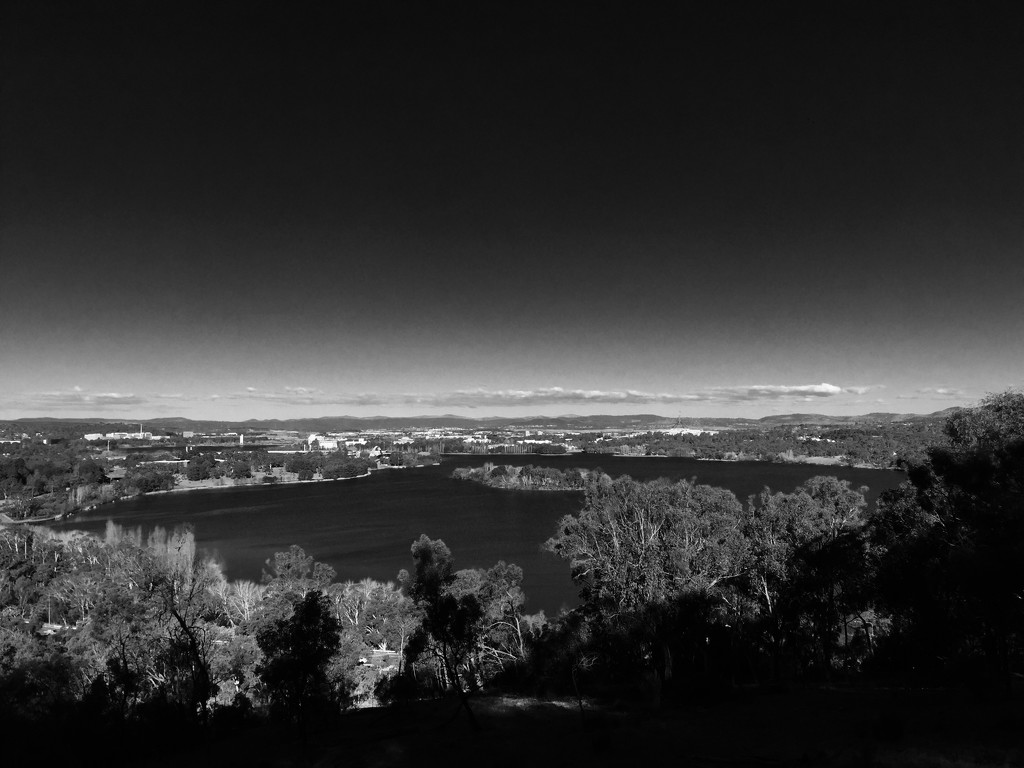 A different view over Canberra  by pusspup