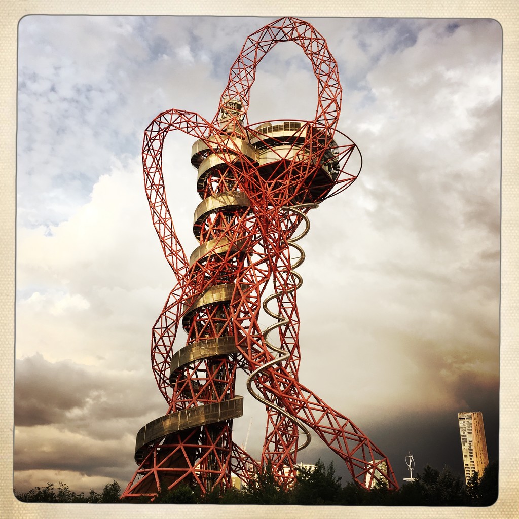 Arcelor Mittal Orbit  by andycoleborn