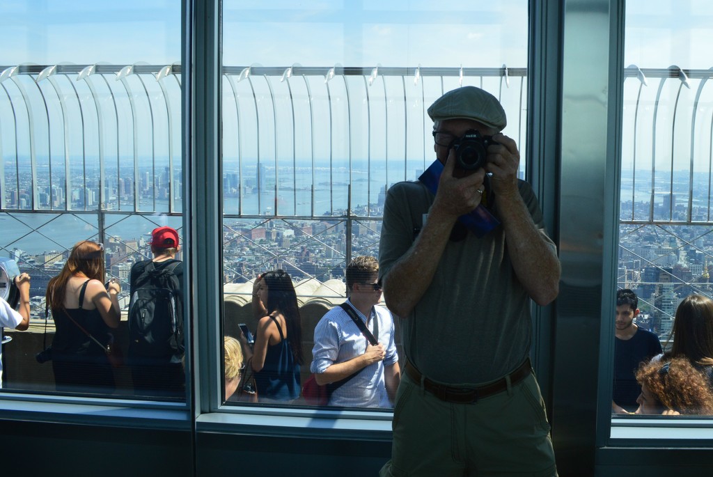 Empire State Building selfie by bigdad
