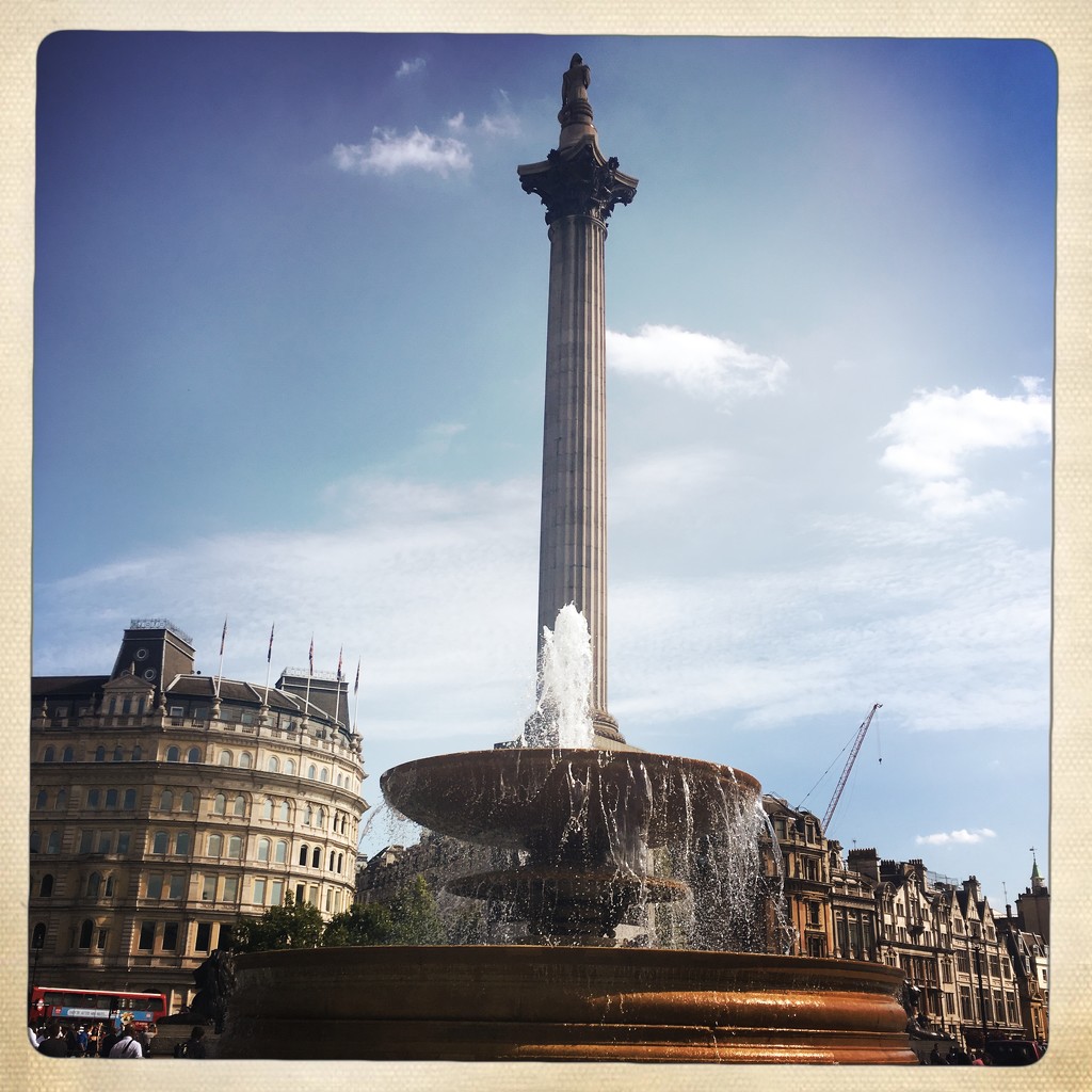 Nelson's Column  by andycoleborn