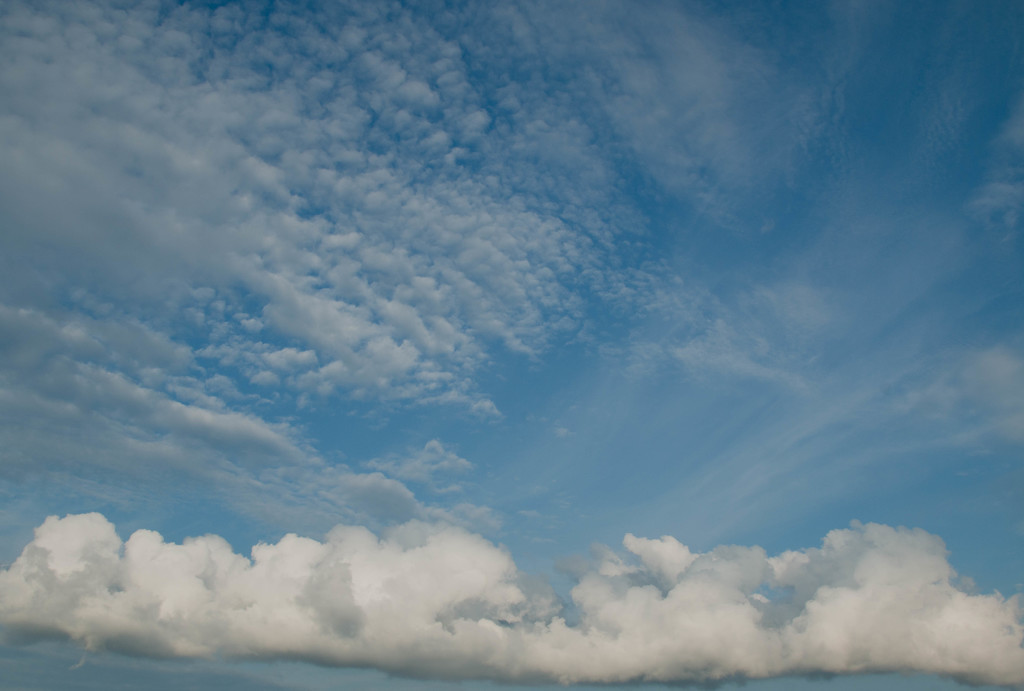 cloud day by tracymeurs