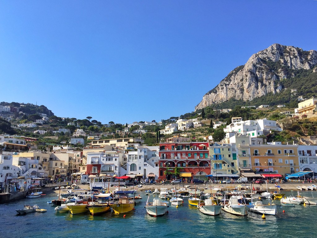 Welcome in Capri by cocobella