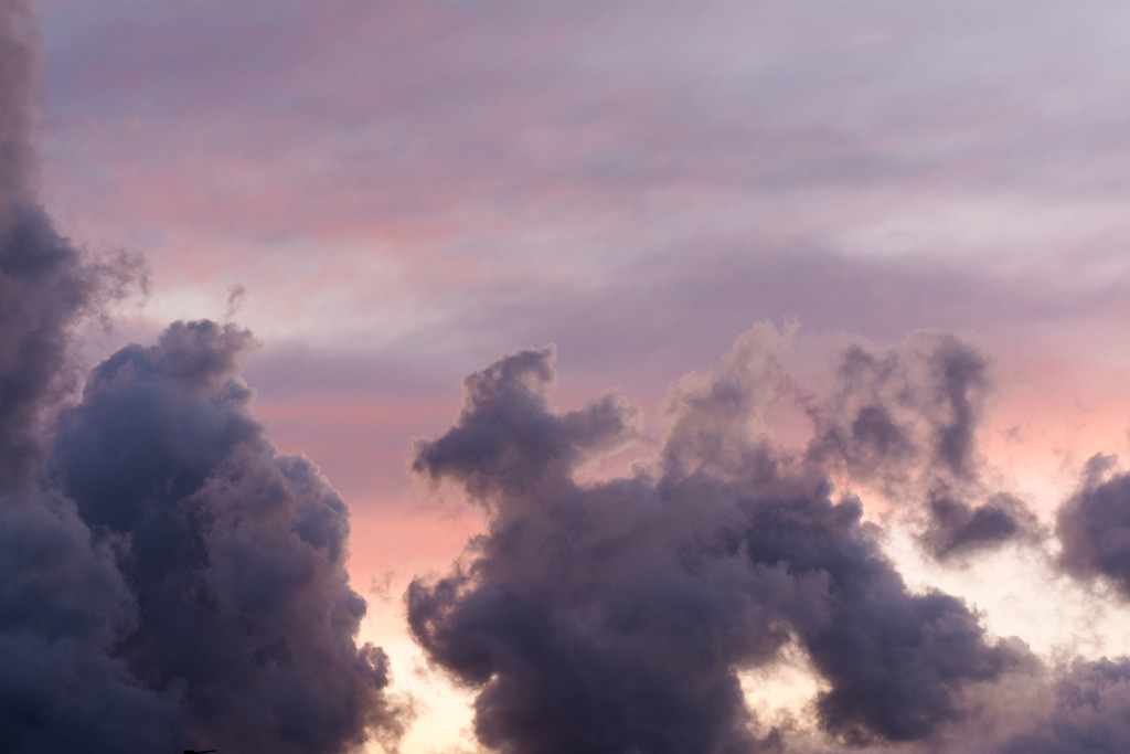 Clouds and sunset by rumpelstiltskin