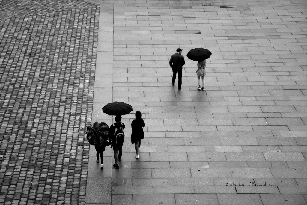 rainy walk by parisouailleurs