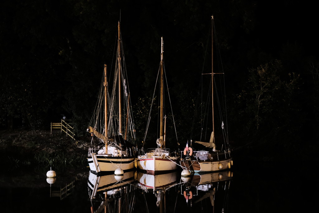 NF-SOOC-2017 Day 14: Night Moorings by vignouse