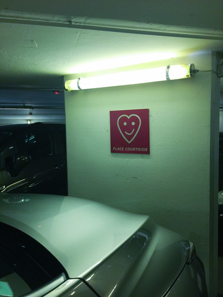 Heart in parking lot.  by cocobella