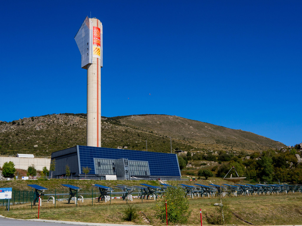 Thémis solar power station at Targasonne by laroque