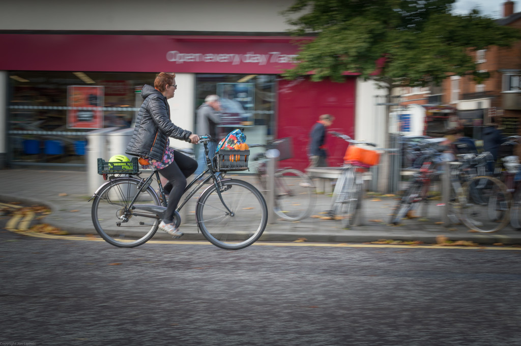 Summertown cyclist by jon_lip