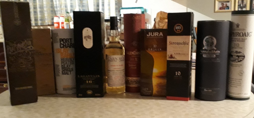 Interesting range of whisky by sarah19