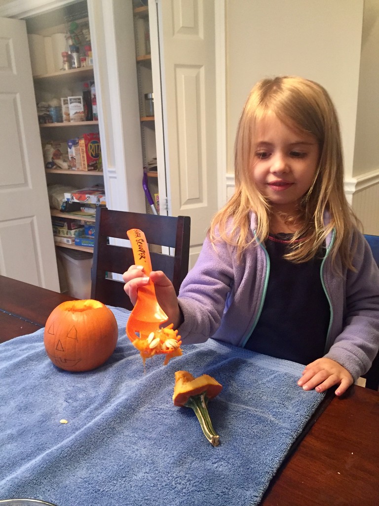 Pumpkin carving 🎃  by mdoelger