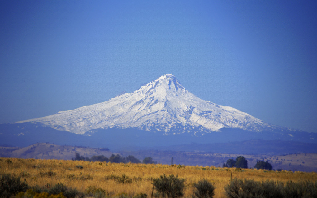 Mt Hood, Oregon by byrdlip