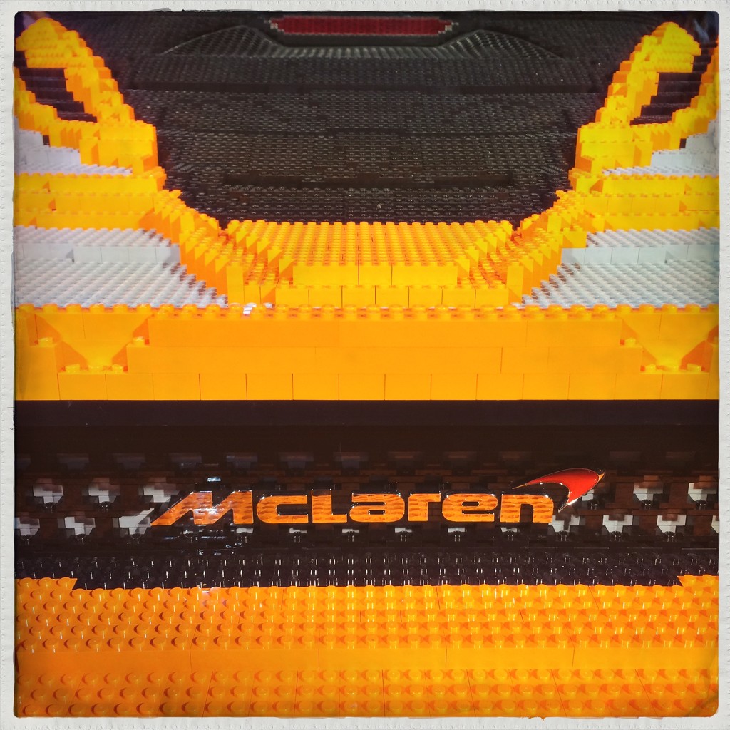 280.000 brick McLaren 720S by mastermek