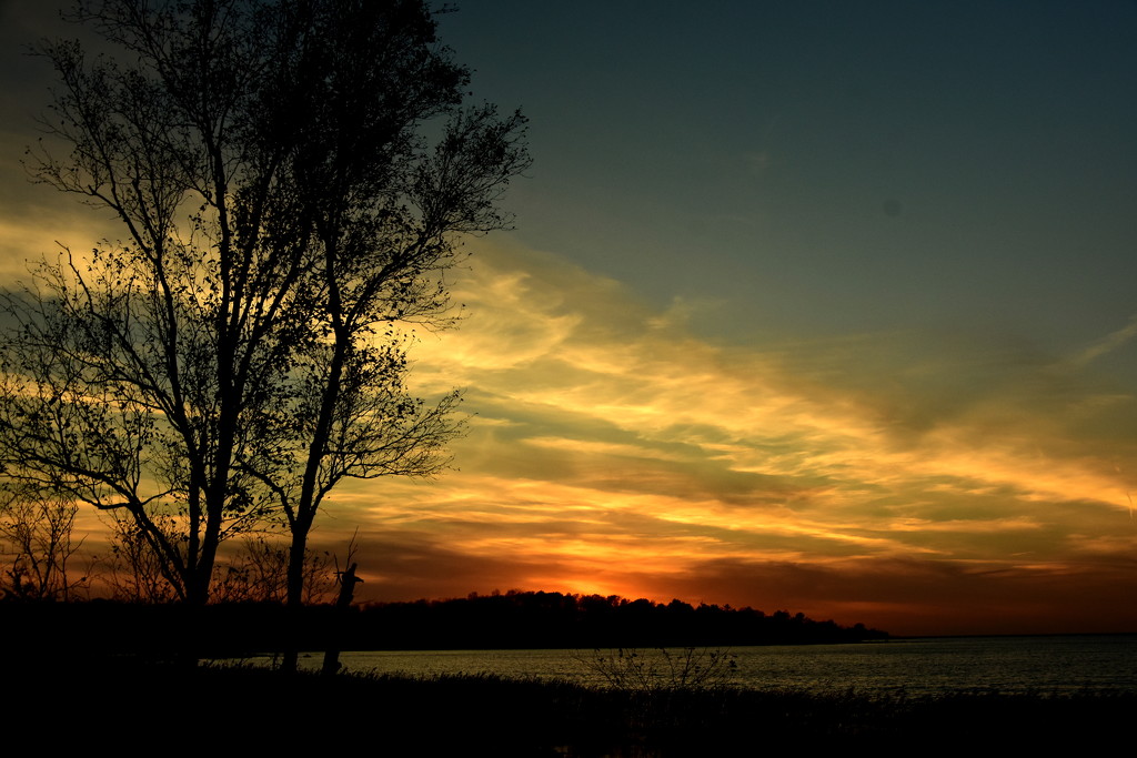 Lake Huron Sunset by jayberg