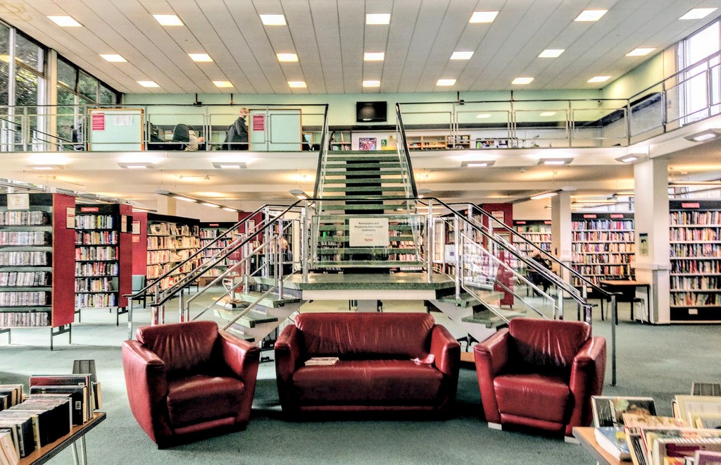 Hornsey library by boxplayer