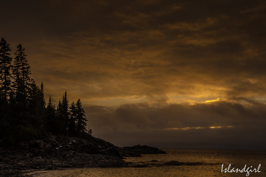 Sunset on Lake Superior  by radiogirl