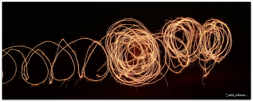 Crazy Sparkles.. by julzmaioro