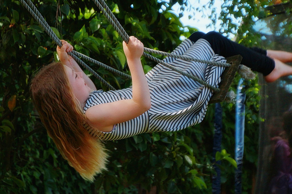 Swinging free by kiwinanna