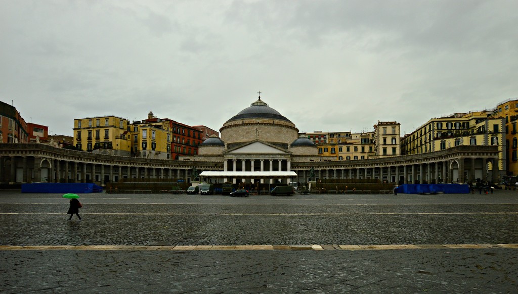 Piazza Plebiscito....and it rains by caterina