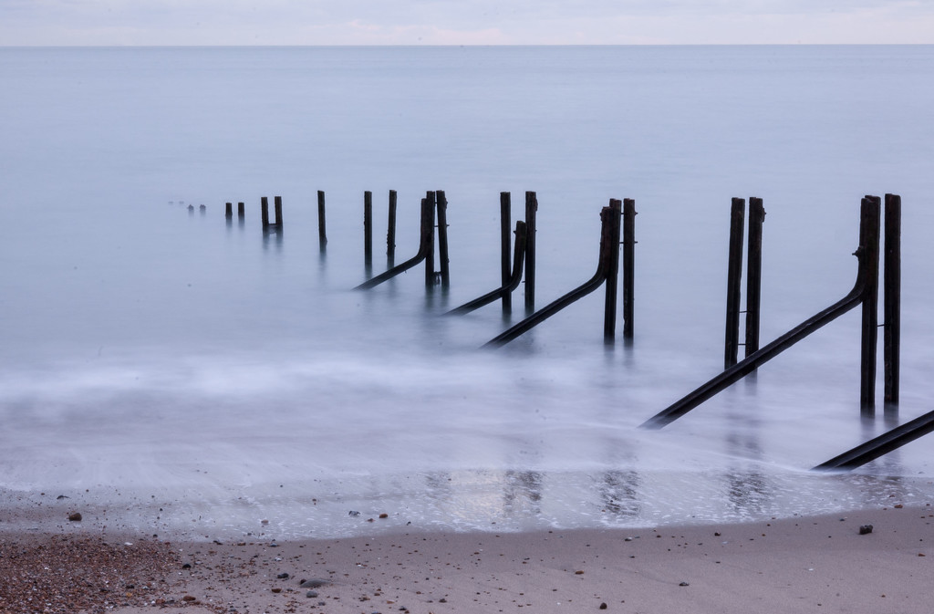 Groynes and Mist by fbailey
