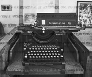 29th Nov 2017 - Typewriter 