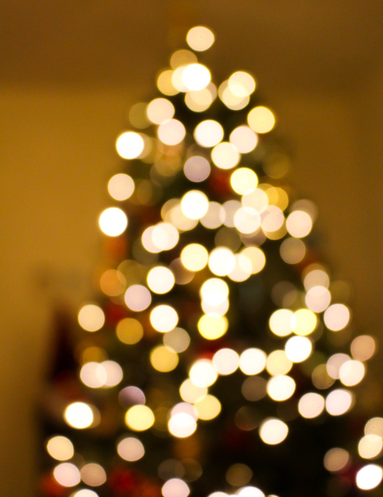 Bokeh Christmas tree by mittens
