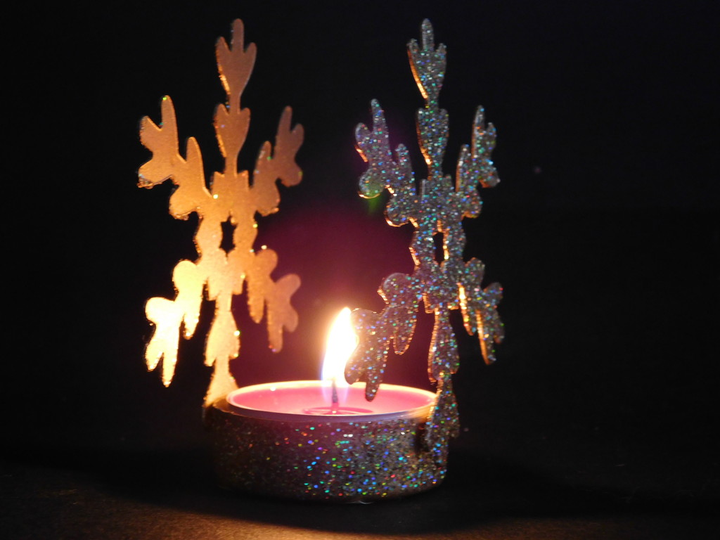 Christmas candle by 365anne