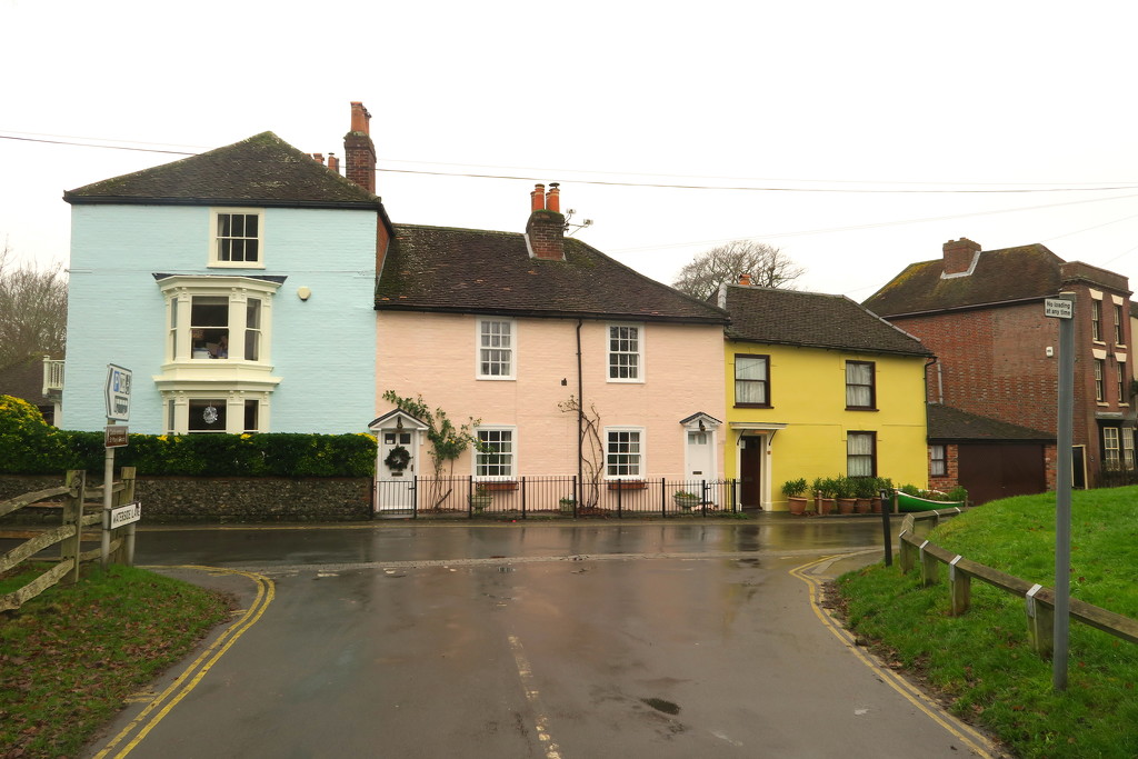 Three Houses, Three Colours by davemockford