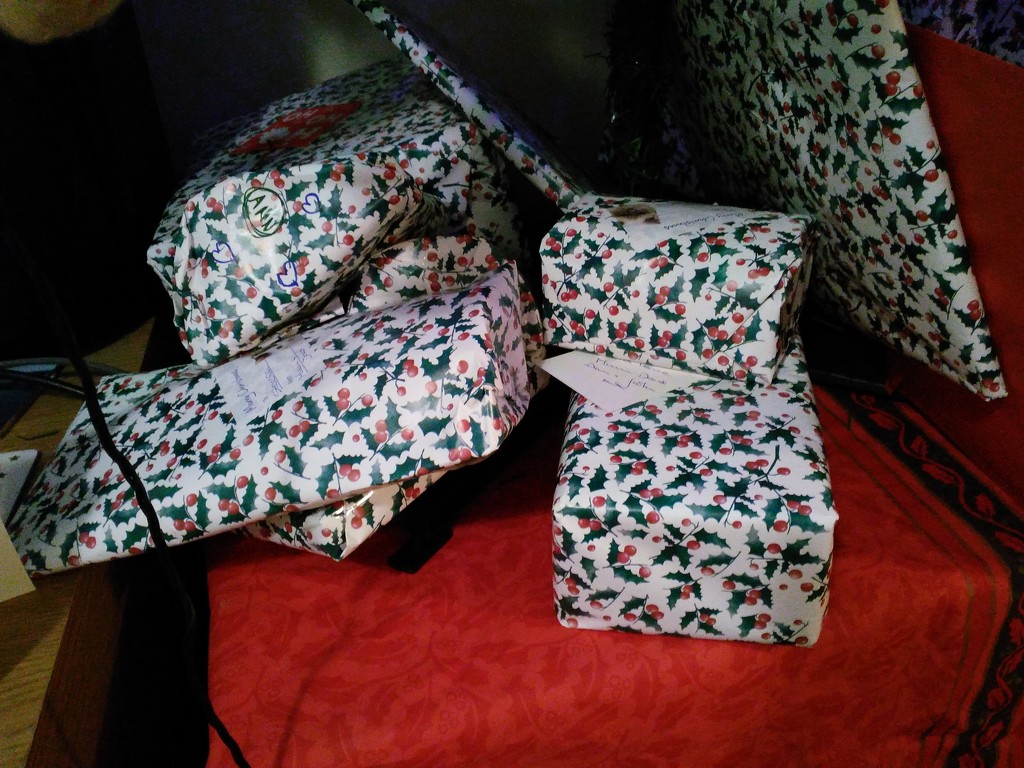 Christmas presents by jmdspeedy