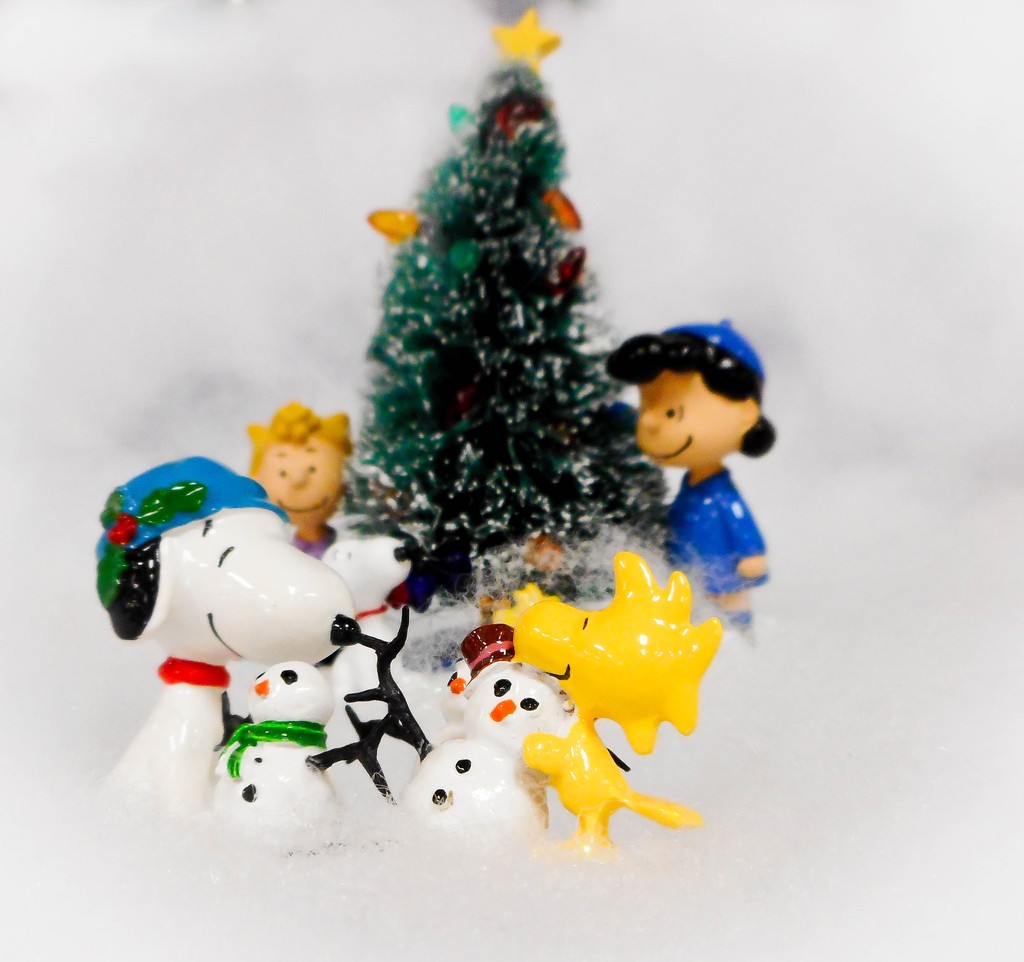 Snoopy and friends by mittens