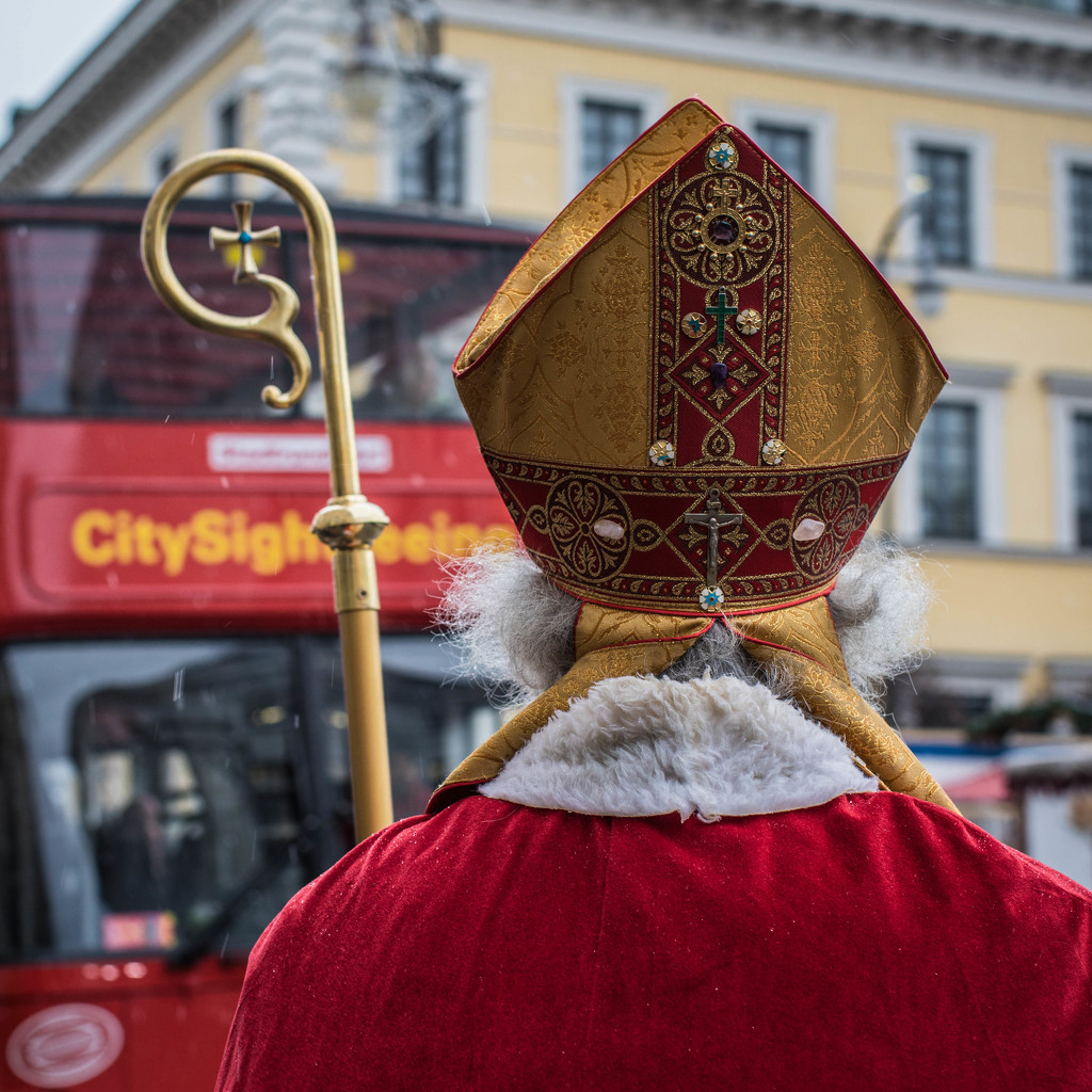 Saint Nicholas Going on City Tour by jyokota